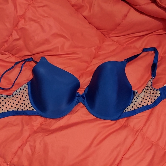 VS bra - Picture 2 of 3